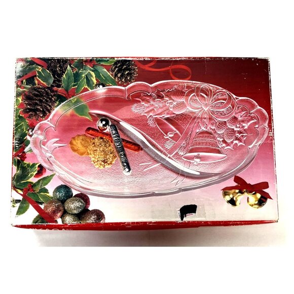 Mikasa Crystal Christmas Holiday Oval Platter With Embossed Holly & Bell Design - Picture 7 of 9
